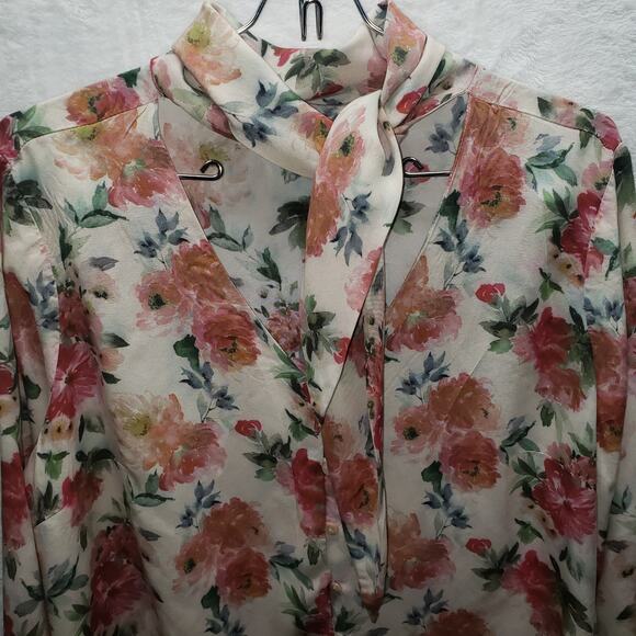 Tolani Collection Blouse M Watercolor Floral Modal Soft Tie Neck Boho Style - Picture 4 of 10